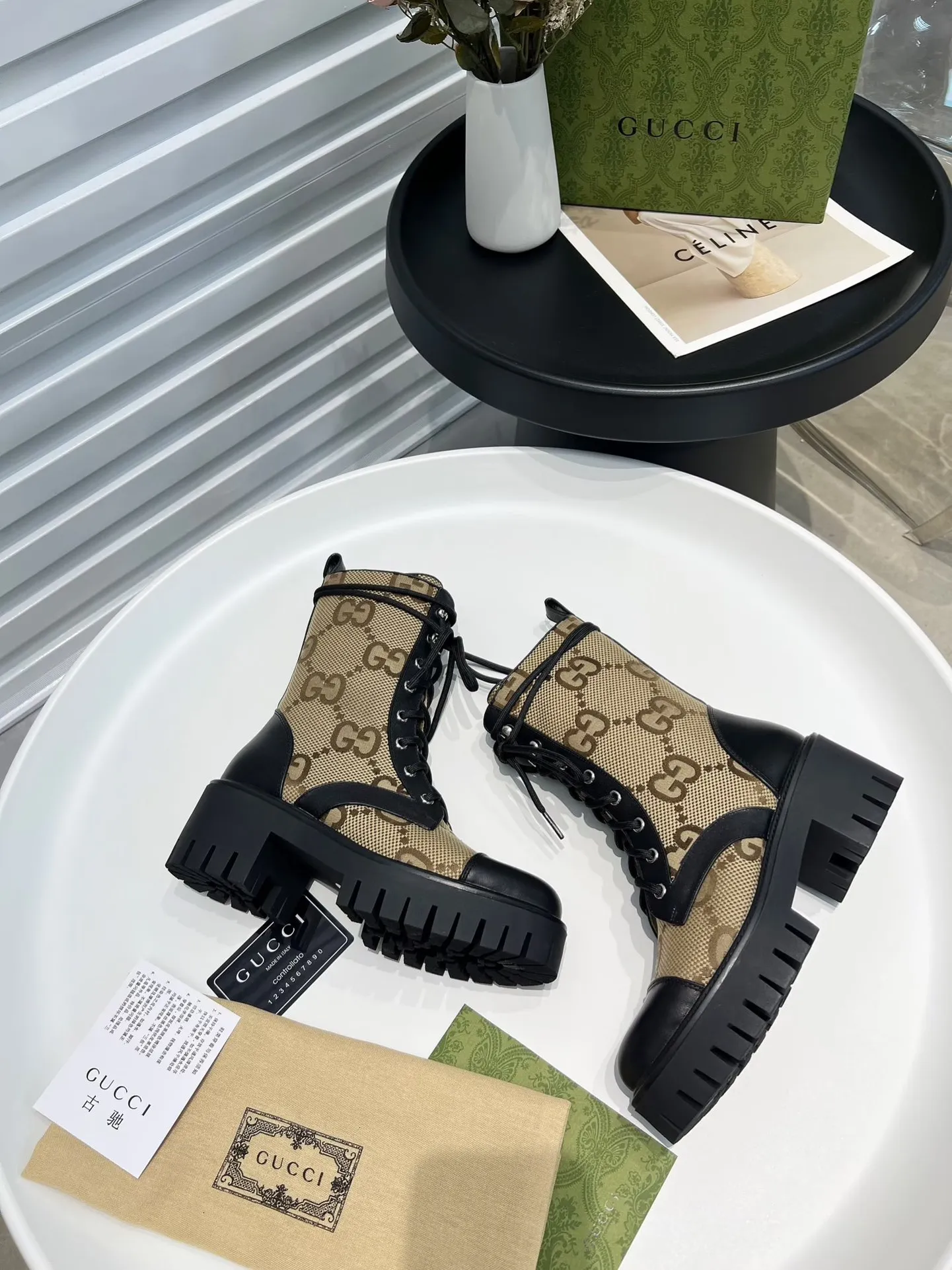 👟👟Ex-factory price 640👟👟Official website 1:1 available in glossy and matte. Autumn and winter GUCCI double G electric embroidery version lace-up 8-inch boots✅ Full oil edges, full of high-end feel [strong] The side zipper is super convenient to put on and take off, unique and unique, and the brand's distinctive style.  Fabric: cowhide➕open edge beads Inner/foot pads: high-end cowhide 🐂 TPU outsole Heel height 6cm Color: brown, black, white Number of yards: 35-41 Packing: Comes with card, cloth bag.